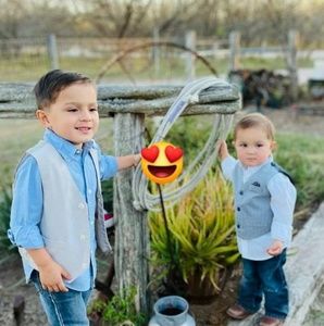 Meet your Posher, Amada